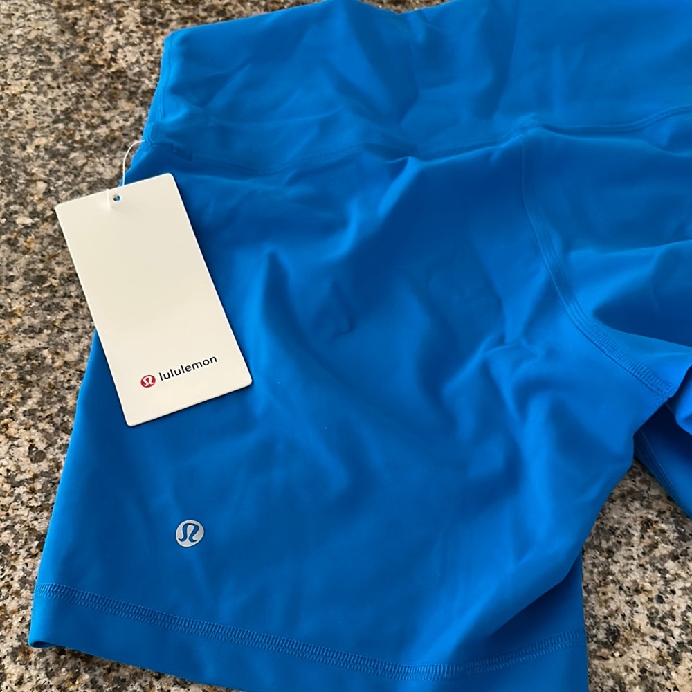 NWT Lululemon Blue Wunder Train HR Shorts